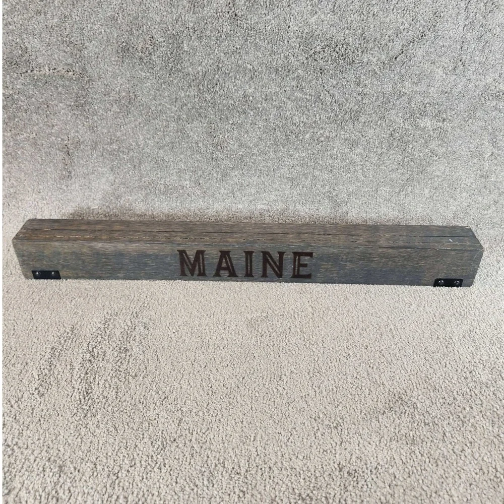 Thirty-One Wall Gallery Maine Wood Ledge Gray Rustic Farmhouse Home Decor 22in